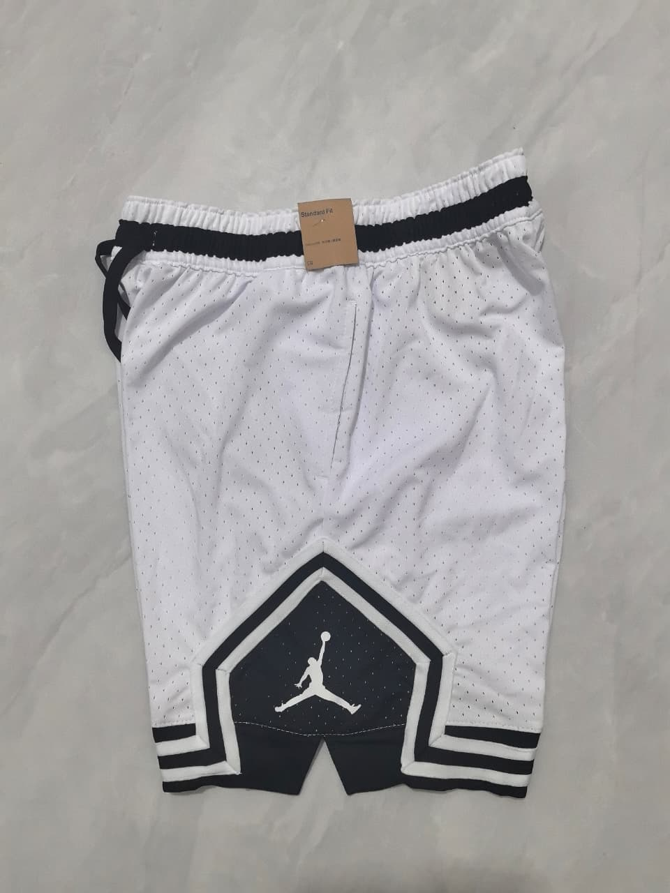 JORDAN SHORT WHITE